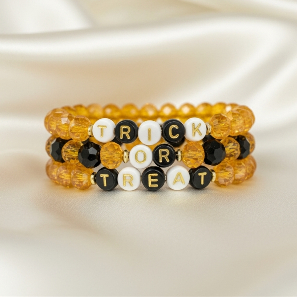 'TRICK OR TREAT' BRACELET SET